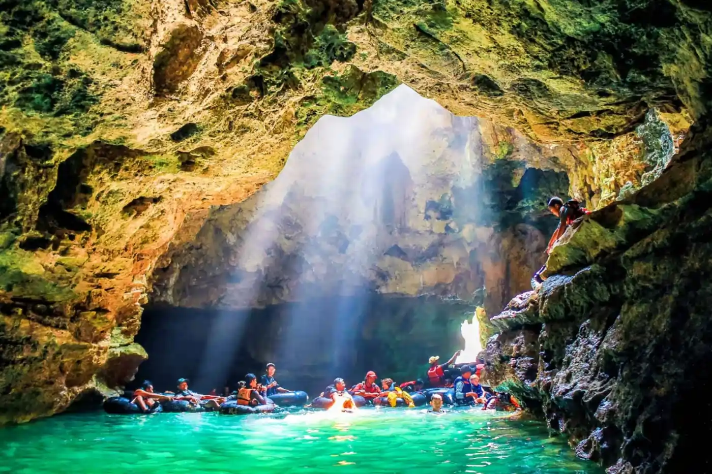 Cave Tubing Goa Pindul