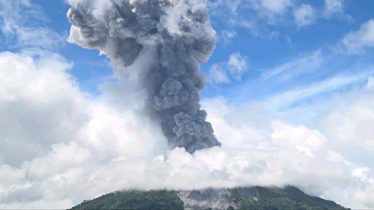 erupsi gunung ibu