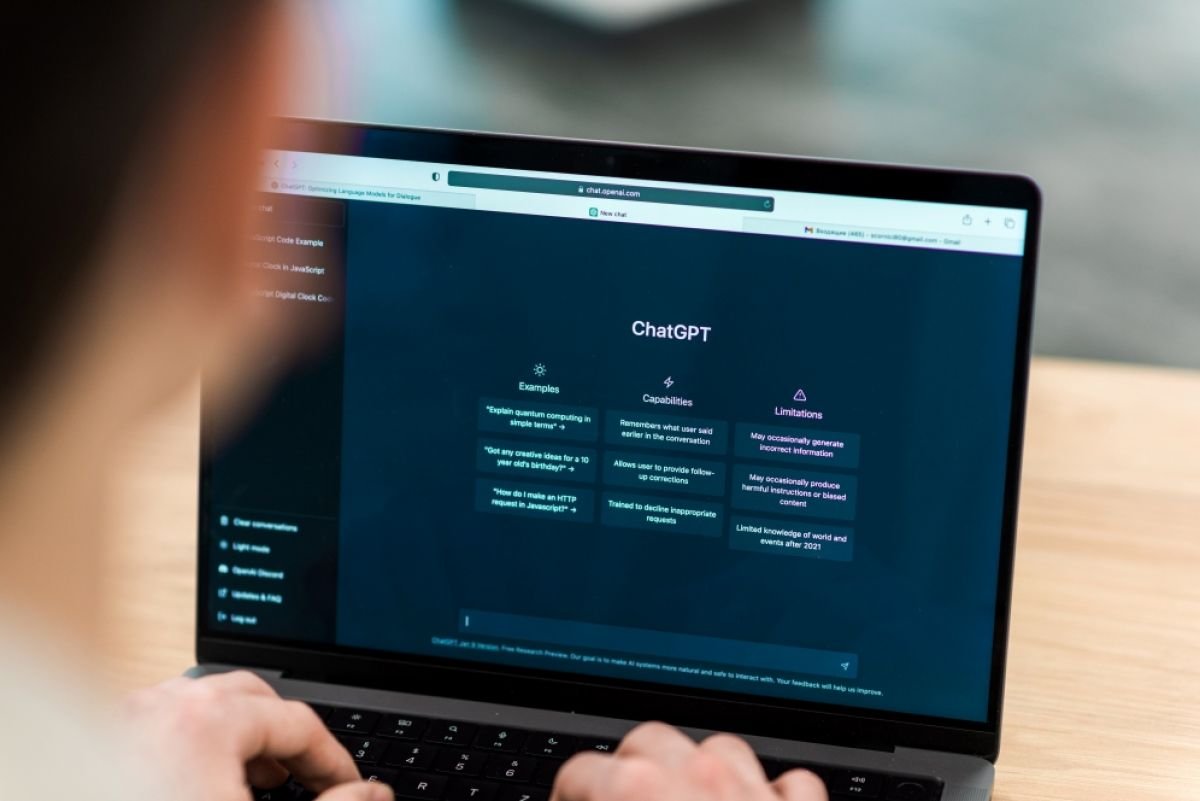 ChatGPT, Privasi, dan Risiko Bocornya Obrolan ke Google Search