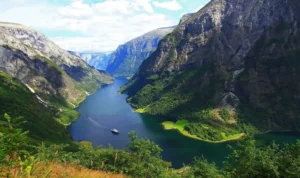 Voss, Norwegia: Surga Olahraga Ekstrem dan Keindahan Alam Skandinavia Voss, Norwegia: Surga Olahraga Ekstrem dan Keindahan Alam Skandinavia