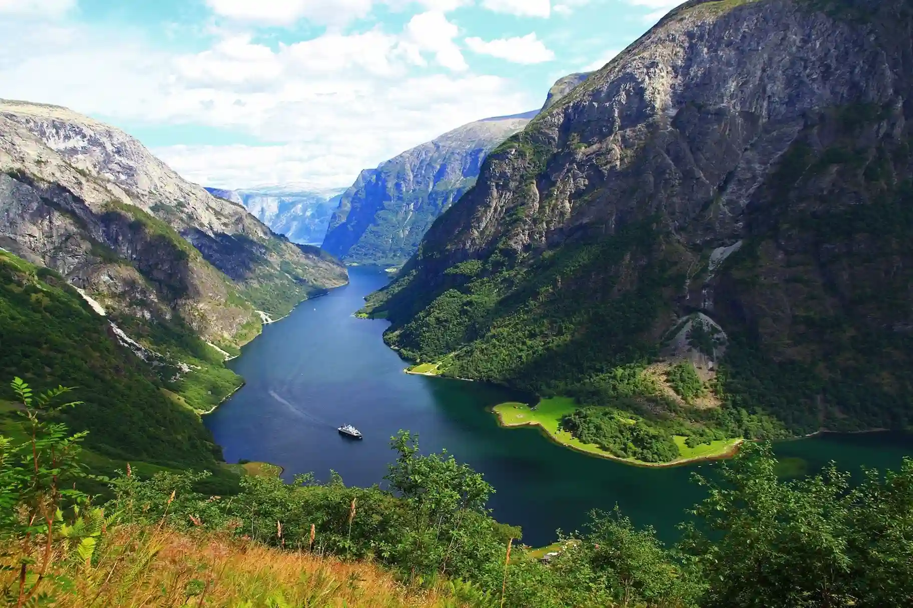 Voss, Norwegia: Surga Olahraga Ekstrem dan Keindahan Alam Skandinavia Voss, Norwegia: Surga Olahraga Ekstrem dan Keindahan Alam Skandinavia