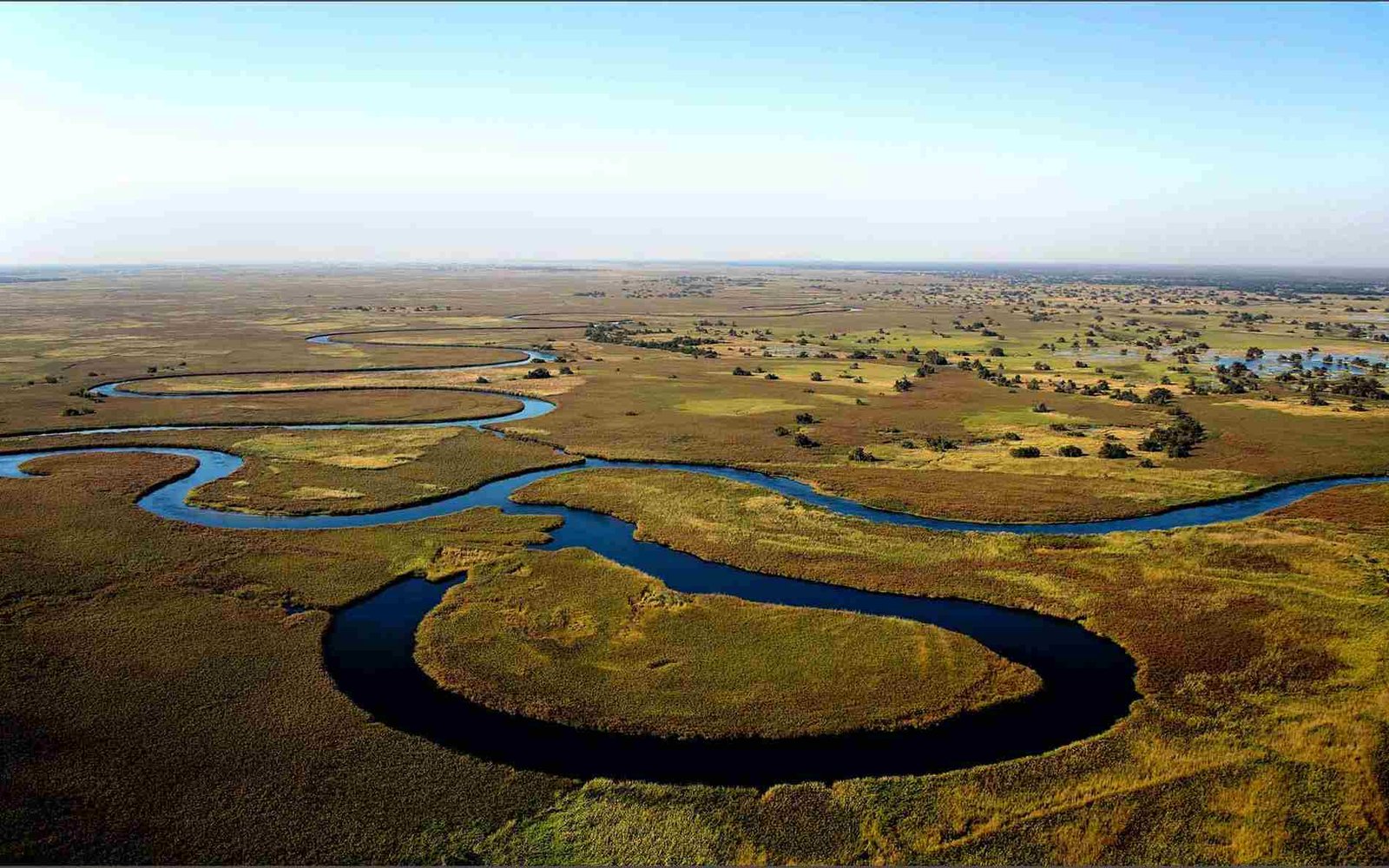 Okavango Delta Botswana, Surga Air di Tengah Savana Afrika