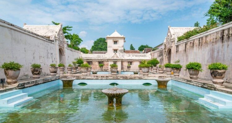 Taman Sari Yogyakarta, Labirin Air di Balik Keraton