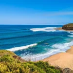 Torquay, Victoria Tempat terkenal bagi para peselancar, dekat dengan Great Ocean Road