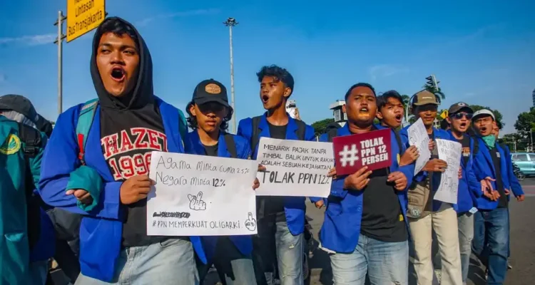 Isu Politik Tahun 2025 Yang Paling Banyak Dicari Netizen Indonesia