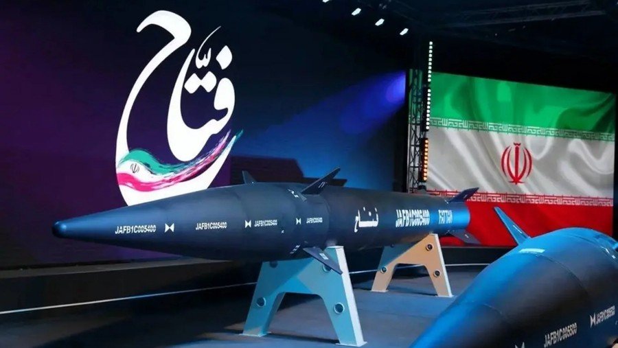 Skenario Rudal Hipersonik Fattah Meluncur ke Israel Anatomi Respons Iran dalam Konflik Besar